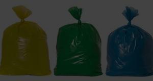 Podział odpadów na frakcje Rodzaj frakcji Kolor pojemnika Zawartość Papier Niebieski Papier, tektury, odpady opakowaniowe z papieru i tektury Szkło Zielony Szkło, odpady opakowaniowe ze szkła Szkło
