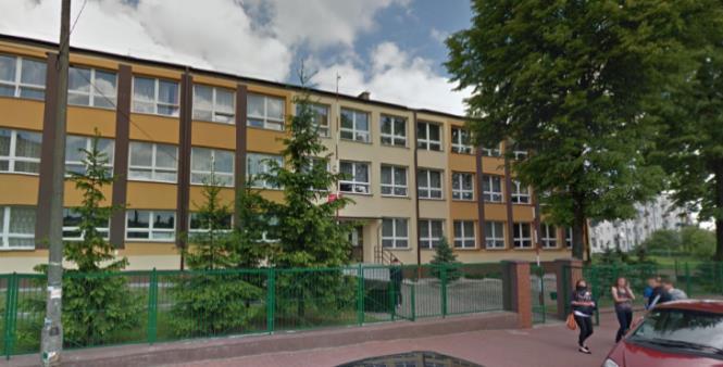 6383/284192 części nieruchomości ozn. jako działka nr 110/5. W budynku położonym na działce nr 110/5 został wydzielony lokal mieszkalny o pow.