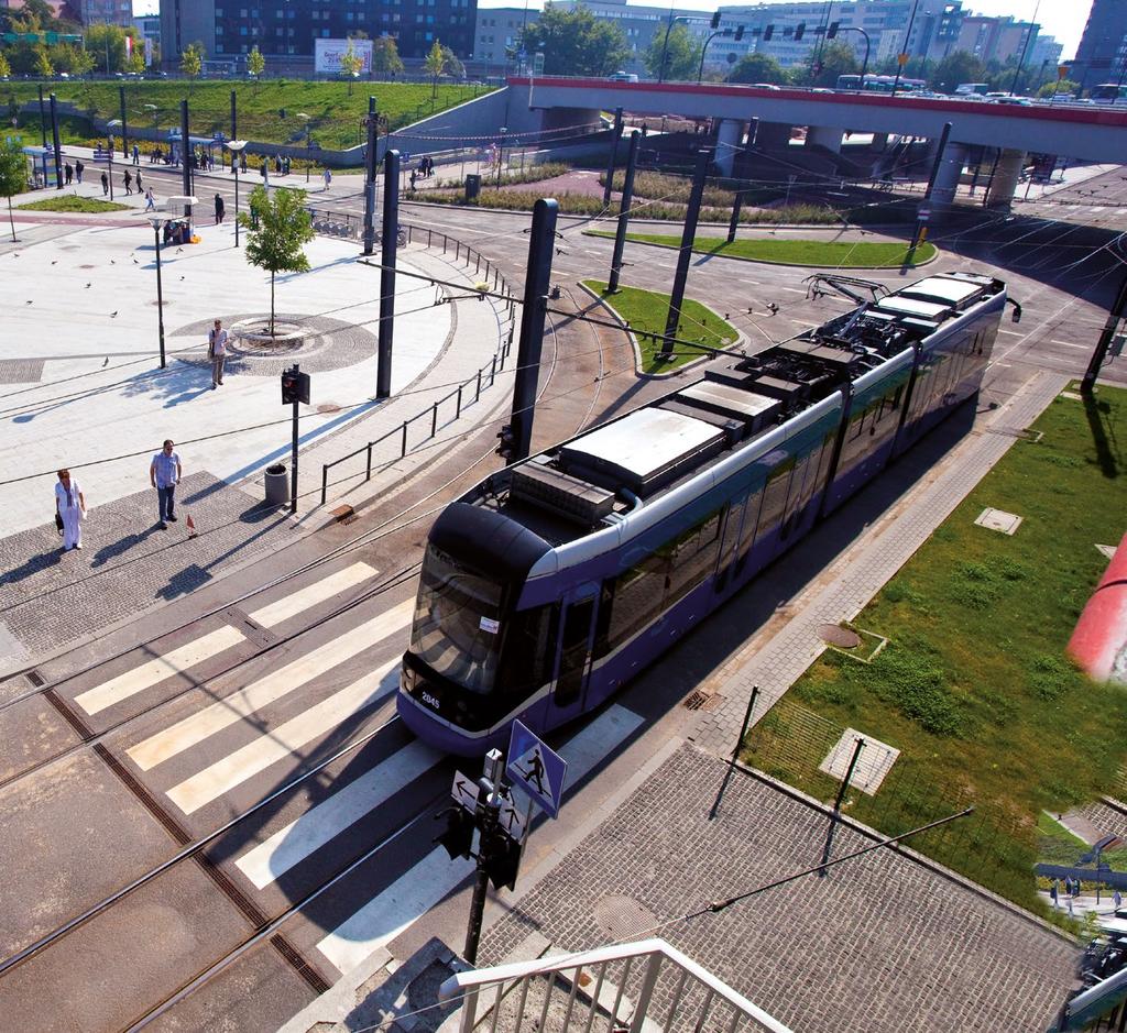 MIEJSKA INFRASTRUKTURA SZYNOWA URBAN RAIL INFRACTRUCTURE Doświadczenia zdobywane w branży kolejowej pozwoliły na szybki rozwój oferty związanej z miejską komunikacją szynową (tramwaj, lekka kolej