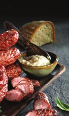 Specyficzny charakter kabanosów wynika z kilku cech typowych dla tego produktu: kruchości, soczystości i specyfiki mięsa, wyjątkowego smaku i zapachu oraz jednolitego,