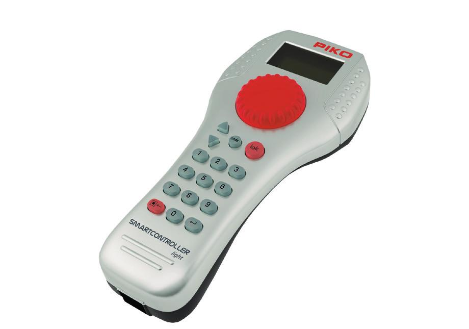 System Jeśli PIKO SmartControl stanowi część zestawu startowego PIKO SmartControl, to zgodnie z zasadą Plug and Play można natychmiast rozpocząć zabawę, ponieważ lokomotywy z zestawu startowego są
