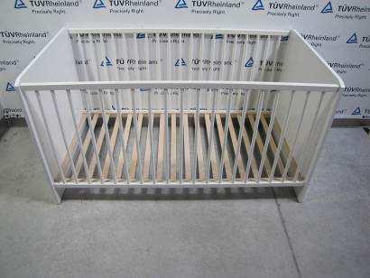 Zał. nr 4 O-TÜV-2 roduct Safety and Quality Strona age: 3 Stron ages: 34 Identyfikacja przedmiotu badań Identification of test item Children's cot STAR (Art. Num.