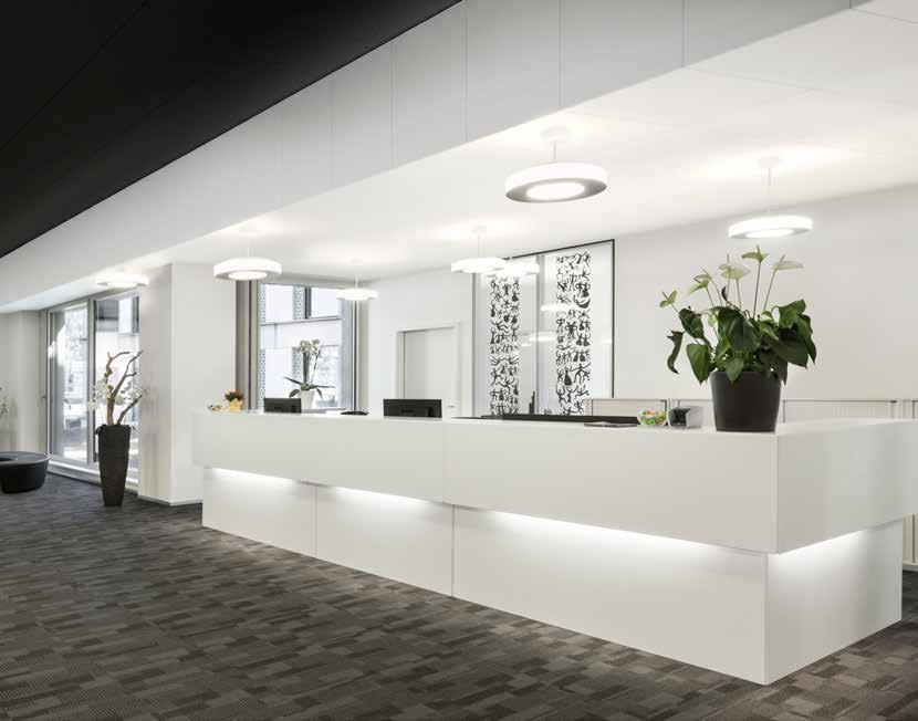 Ecophon Focus SQ 1200x600 mm, Focus na krawędzie 11 formatów swoboda aranżacji powierzchni sufitu W ofercie Ecophon Focus znajduje