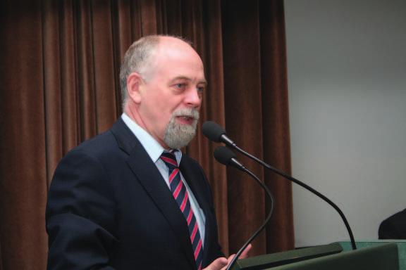Piotr Florek - Wojewoda Wielkopolski stwierdził jest miejscem do przemyśleń i wyważonych decyzji. Krótko odniósł się do aktualnej sytuacji panującej na rynku pracy.