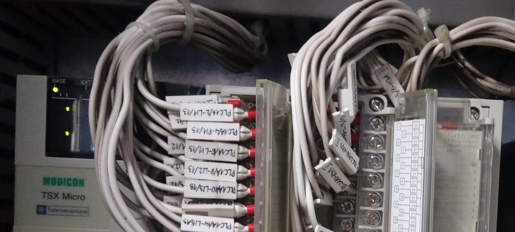 Specyfikacja Istotnych Warunków Zamówienia Część III - OPIS PRZEDMIOTU ZAMÓWIENIA 12 Rys. 4 Sterownik wykorzystywany do sterowania SUW Zasole.