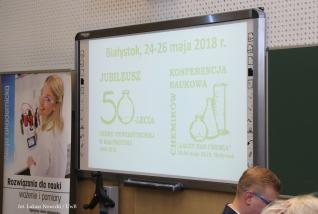 Można było zwiedzić wystawy z przewodnikiem, wziąć udział w laboratoryjnych warsztatach edukacyjnych Pająki!