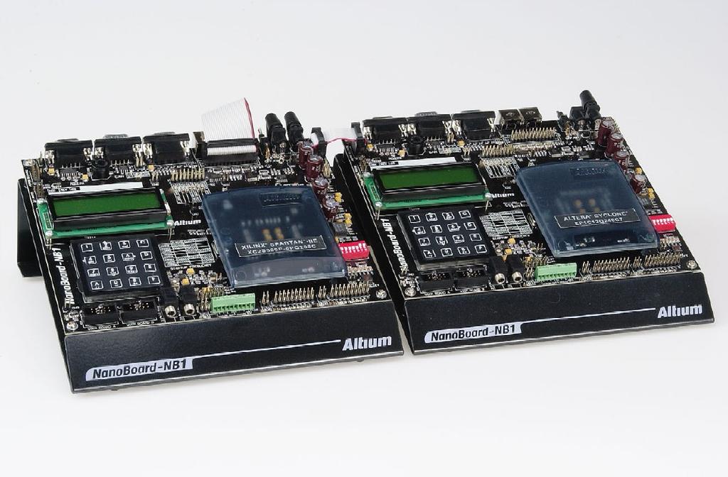 Płytka testowa NB-1 Rys.1 Altium NanoBoard NB-1 Na rys.1 przedstawiamy płytkę testową dla której został napisany nasz projekt i z której pomocą został on przetestowany.
