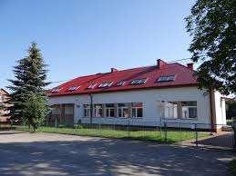 dotacja na udzielenie edukacyjnej pomocy materialnej 33 536,24 zł Gmina Krzeszów z własnych środków dołożyła do