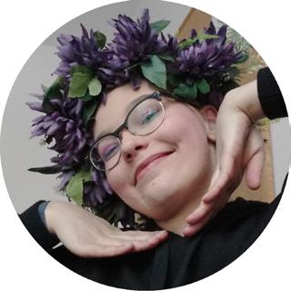 Beata Strzelczyk Jest UX writerką. Jej praca to między innymi przekład hermetycznego języka urzędowego na prostą polszczyznę.