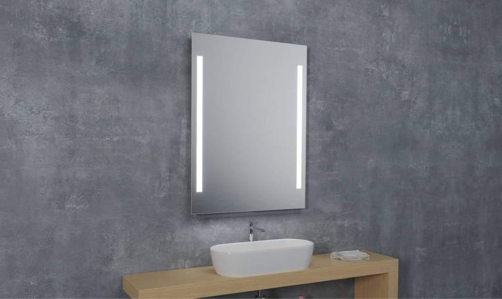 EASY The EASY mirror line is made of of high quality AGC glass. 4 mm thick. The construction was made of varnished steel or brushed aluminum profiles.