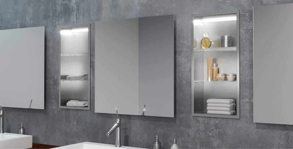 Built-in vertical Stainless steel container with lighting and glass shelves Edelstahl vertikal andeinbaucontainer mit Beleuchtung und Glasblagen Półka ze stali nierdzewnej do zabudowy z oświetleniem