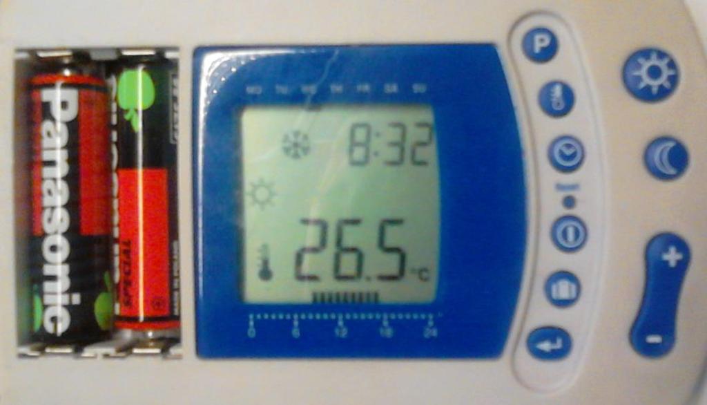 10. Zastosowanie wybranych funkcji modułu TSSP zadajnik temperatury i harmonogramów sterowania temperaturą w pomieszczeniu a) Dodać urządzenie do projektu wykorzystać szablon XIFy Skrzynka/TSSP/