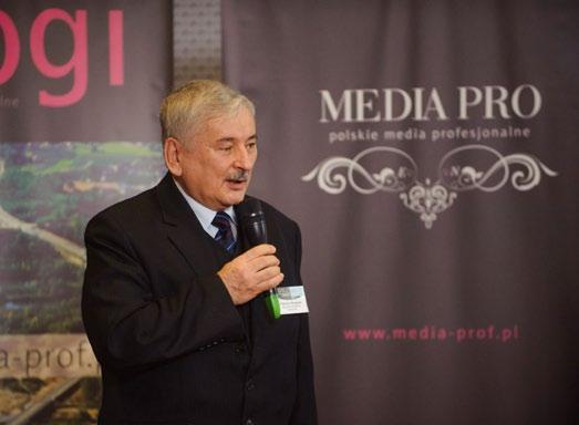 Prof. Tadeusz Niezgoda z Wojskowej Akademii Technicznej w Warszawie zaprezentował metody badań symulacyjnych zderzenia pojazdu z barierą nie mogą już deklarować zgodności z aprobatami technicznymi.