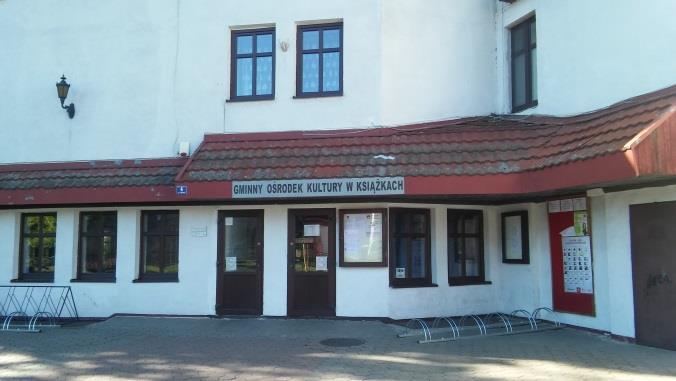 Obiektem pełniącym funkcje społeczne na obszarze rewitalizacji jest Gminny Ośrodek Kultury (GOK).