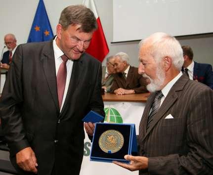 Ryszard Źróbek; prof.