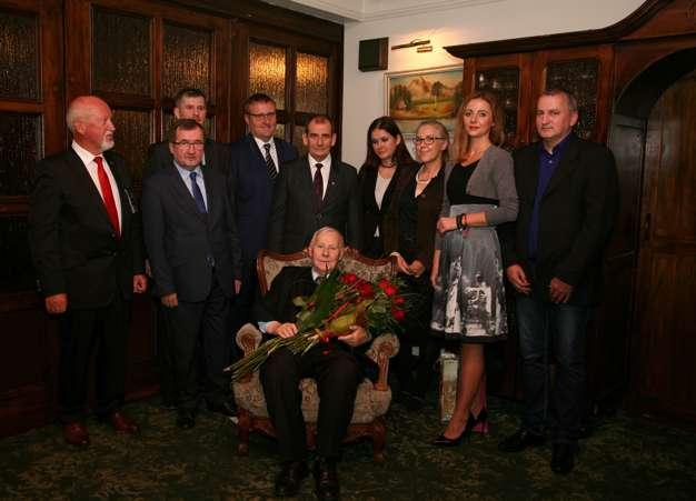 W dniu 3 grudnia 2012 roku odbyło się spotkanie konsultacyjno-szkoleniowe geodetów regionu, a jego przedmiotem były wymogi stawiane dokumentacji potwierdzającej wykonane prace geodezyjne.