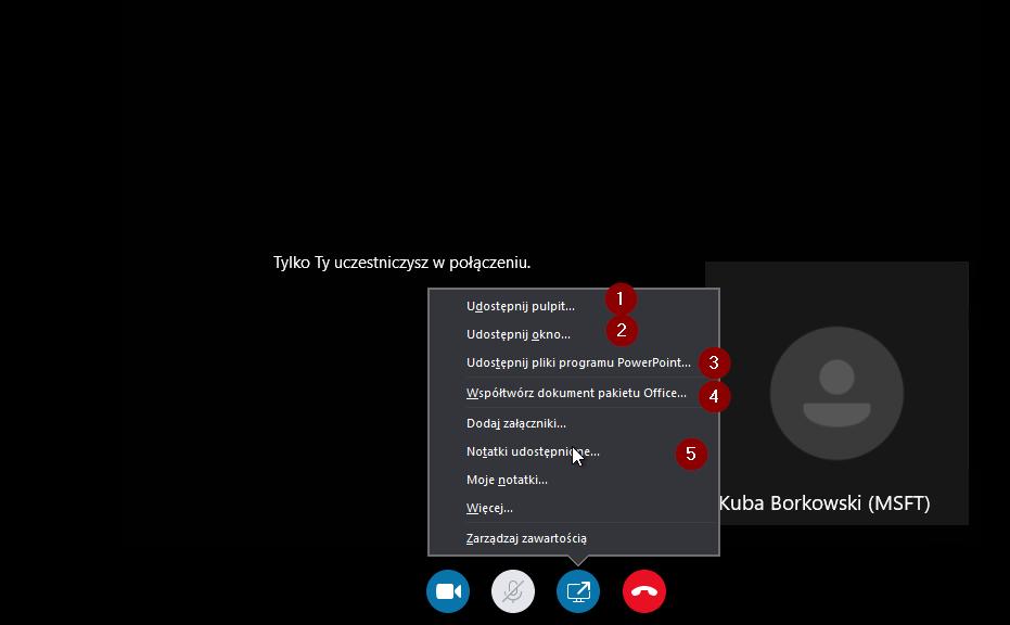 Jak i również przez aplikacje mobilne (Outlook czy Skype).