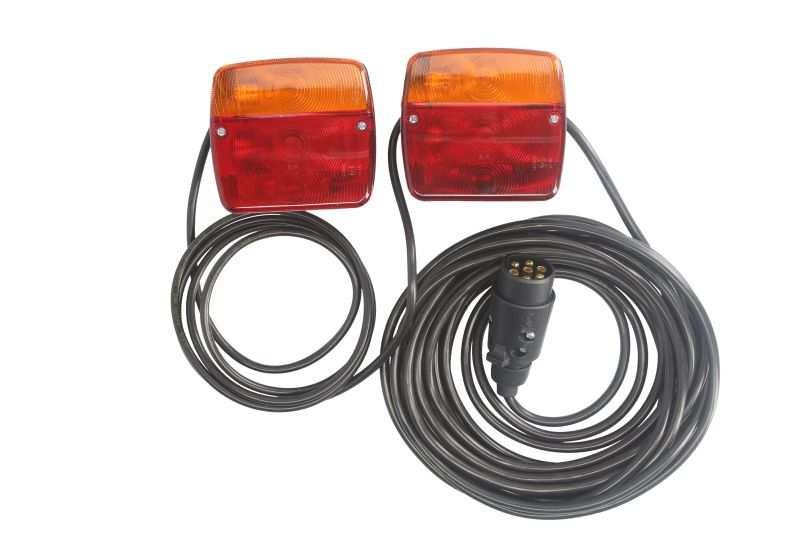 15863 Lampa przeciwmgielna L/P (H3, 156x92mm, bez żarówki) 12/24V WESEM 48,56 ZŁ 866.