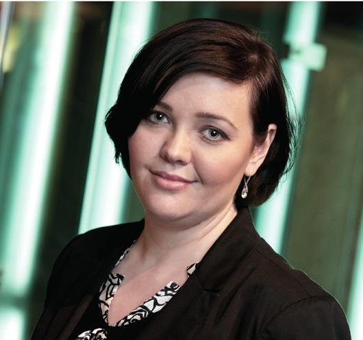 Magdalena Raczek-Kołodyńska Dyrektor Zarządzający, Stowarzyszenie Emitentów Giełdowych Absolwentka Szkoły Głównej Handlowej w Warszawie, Polsko-Niemieckiego Forum Akademickiego oraz London School of