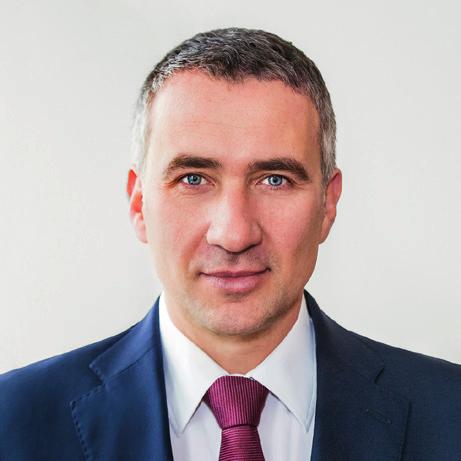 Specjalizuje się także w transakcjach typu joint venture i posiada bogate doświadczenie w tworzeniu przedsięwzięć tego typu.