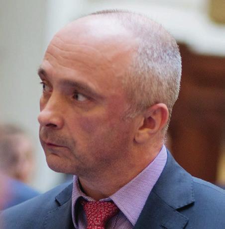 Rafał Wawrzyniak Dyrektor IT, Dział Eksploatacji Systemów Informatycznych, Krajowy Depozyt Papierów Wartościowych Odpowiedzialny za infrastrukturę IT w Grupie Kapitałowej KDPW S.A.