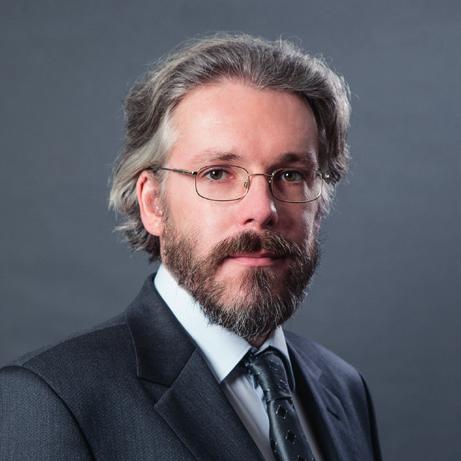 PRELEGENCI Piotr Biernacki Wiceprezes Zarządu, Stowarzyszenie Emitentów Giełdowych Prezes Zarządu, Fundacja Standardów Raportowania Piotr Biernacki od niemal 20 lat zajmuje się komunikacją na rynku