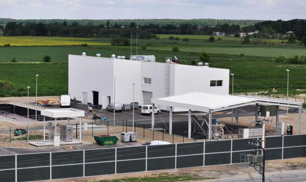 2.1. Modernizacja Oczyszczalni ścieków w Ligocie Dolnej W roku 2015 zakończono modernizację i rozbudowę oczyszczalni ścieków w Ligocie Dolnej, obsługującej w głównej mierze gminę Kluczbork Inwestycja