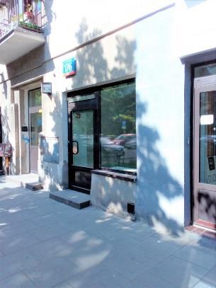 pozycja nr 3 ul. Czerniakowska 176 - pow. 17,74 m 2 Zdjęcia lokalu Przydatne adresy/telefony 1. Administracja Domów Komunalnych nr 6, ul. F.S.