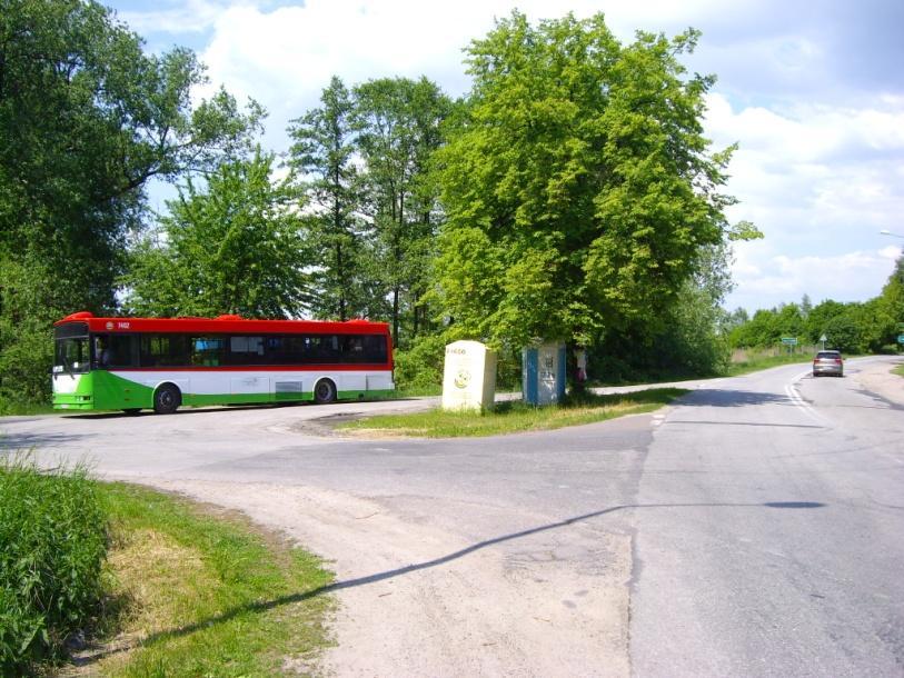 Pętla ta znajduje się tuż za granicą administracyjną Lublina, jednak do centrum (Park