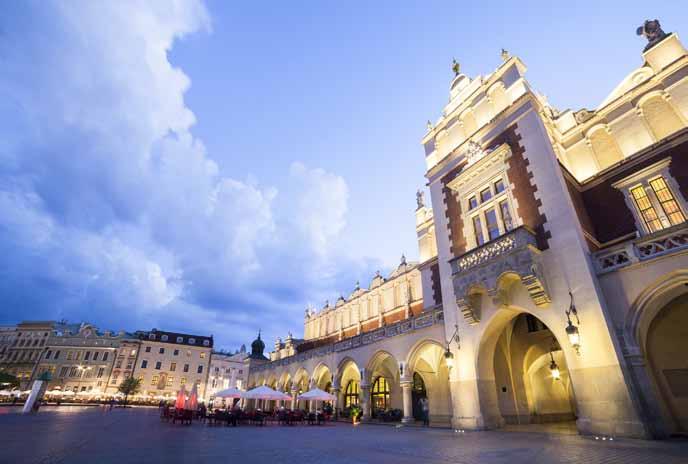 4 Opinie Dental Tribune Polish Edition długopisowego i przy iniekcji kontrolowanej elektronicznie pozwala na uzyskanie powyższych rezultatów.