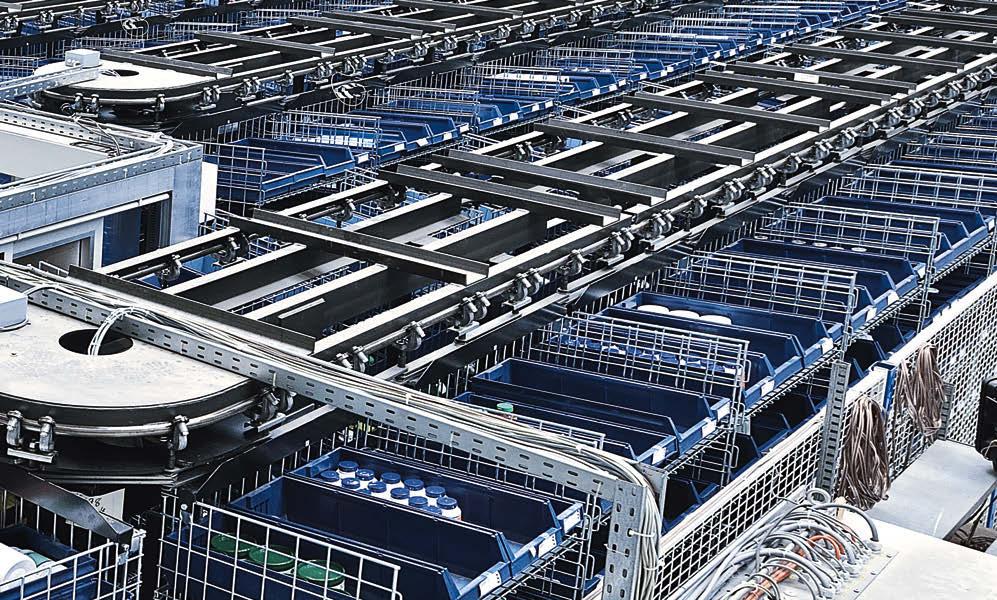 Stacje wielopoziomowe Stacja wielopoziomowa Wysoka stacja z platformą podnośnikową W bardziej złożonych systemach stacje wielopoziomowe mogą spełniać wymogi stawiane przez liczne i różnorodne
