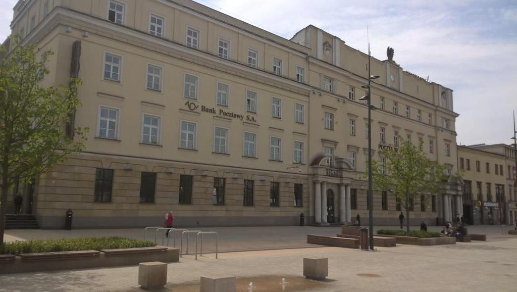każdy o pow. 6,45m 2 ) na terenie budynku Poczty Głównej w Lublinie (I piętro) pod działalność nie kolidującą z działalnością i wizerunkiem Poczty Polskiej S.A.