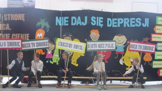 Obchody Światowego Dnia Zdrowia w Szkole Podstawowej w Ostrowitem W ramach Światowego Dnia Zdrowia współorganizowano III Marsz Nordic