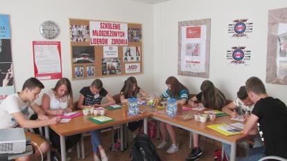 2. Projekt edukacja rówieśnicza Młodzieżowi Liderzy Zdrowia - kontra HIV, którego celem było