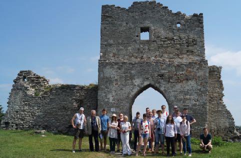 Ta baszta to historia wieków, którą mogliśmy dotknąć sami i zobaczyć. Po obiedzie udaliśmy się do Wiśniowca.