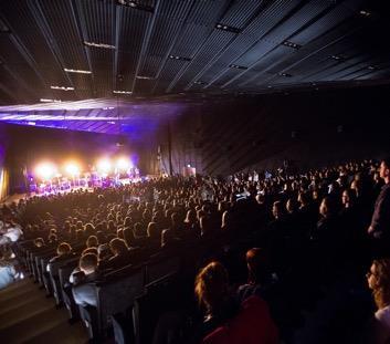 SALA AUDYTORYJNA scena 8 x