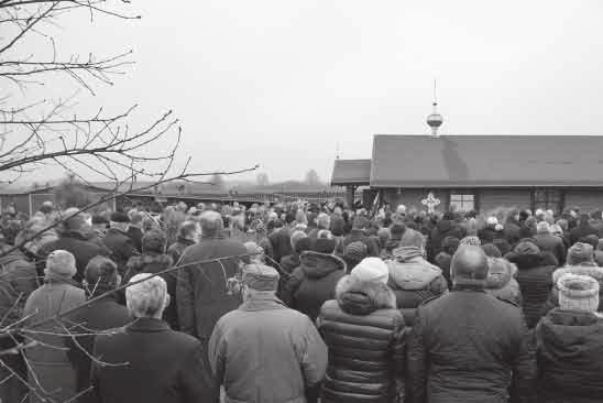 02.12.2018 48 Я на ра дзіў ся ў пра ва слаўнай сям і, але паз наў пра васлаўе праз ай ца Гаў ры і ла. Каб не ён, я быў бы як той чар вяк на зям лі, ска заў у час па хаван ня адзін з вер ні каў.