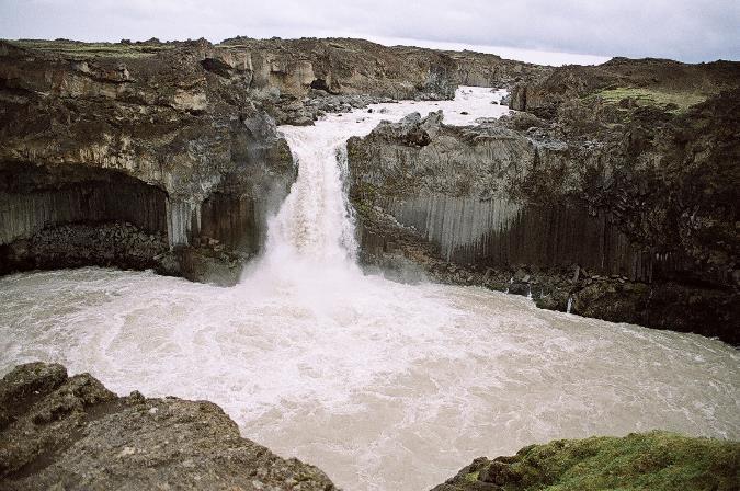 DZIEŃ TRZECI Trasa Hveravellir Myvatn ok. 350 km. Wyjazd po śniadaniu. Jedziemy dalej na północ.