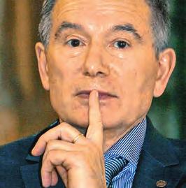 : Solidarność Walcząca wspomagała antykomunistyczne organizacje w krajach komunistycznych, w tym w Związku Sowieckim.