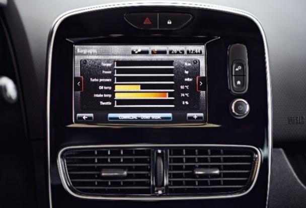 nawigacją z mapą Europy w wersji podstawowej, radioodtwarzaczem 4x20W, Bluetooth, złączem USB i Jack Skórzana perforowana kierownica z
