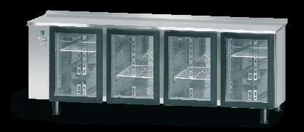 prowadnic oświetlenie wnętrza komory zamek UWAGA: Wszystkie typy stołów wyposażone są w chłodnicę, filtr odwadniacz, wziernik, elektrozawór,