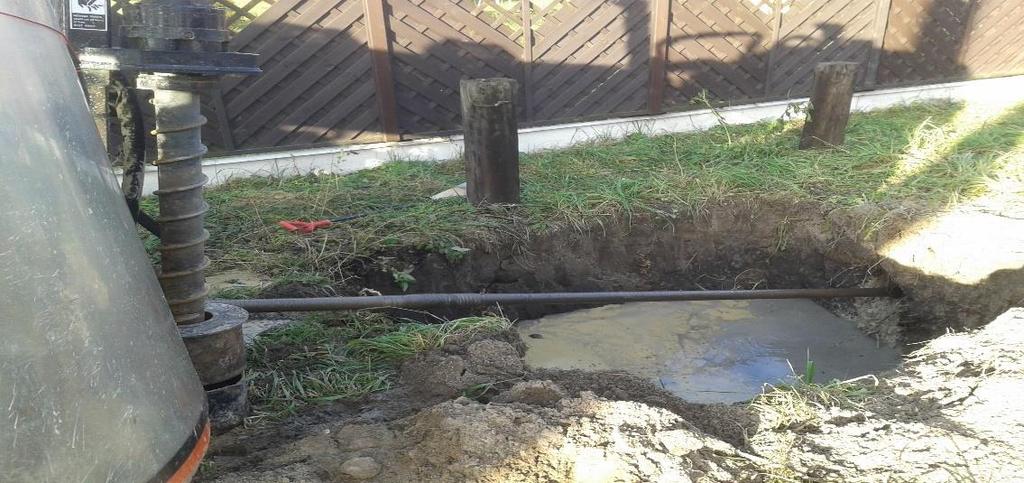 Łączny koszt robót budowlanych wynosi brutto: 1 050 754,34 zł, termin zakończenia prac mija