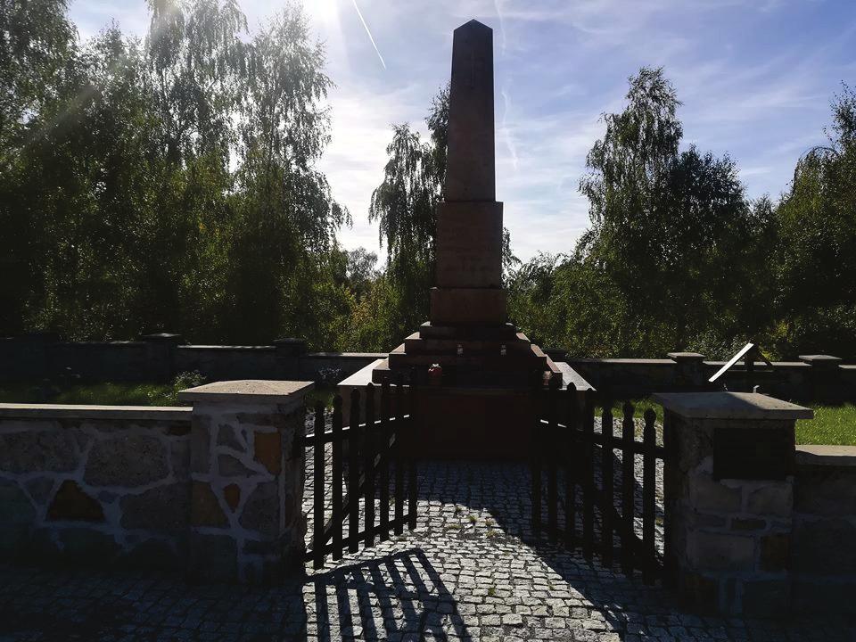 Góry Pęchowskie (gmina Klimontów).
