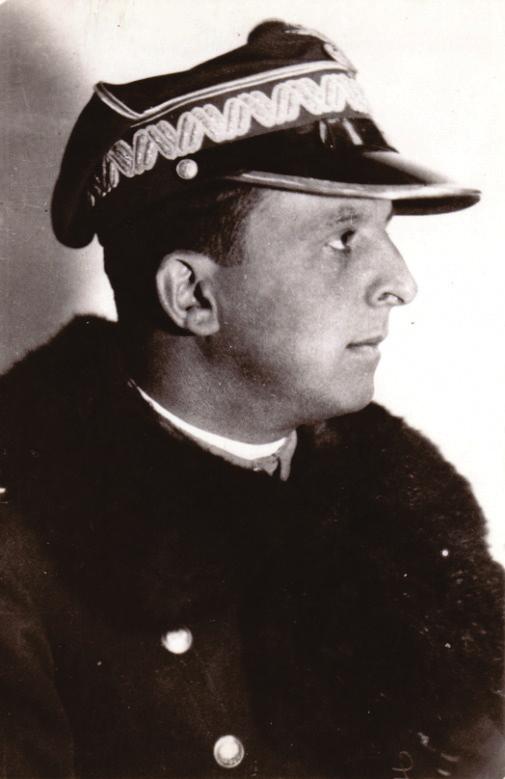 Gen. Stanisław Grzmot-Skotnicki w mundurze zimowym