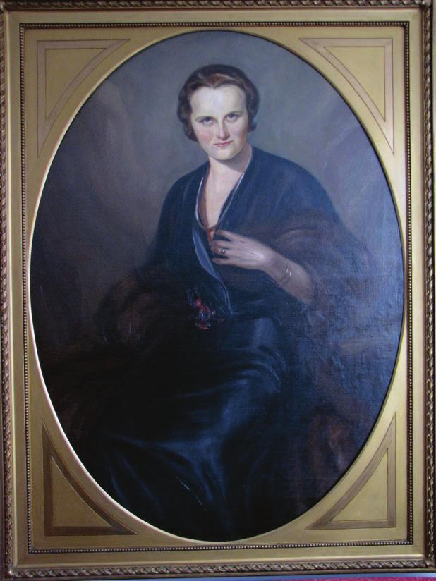 Stefania Skotnicka (1886-1934), de domo Calvas, primo voto Długoszowska żona generała Stanisława Grzmot-Skotnickiego.