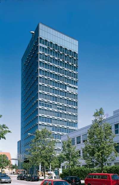 Fraunhofer Group Podstawowe Informacje Fraunhofer został założony w 1949