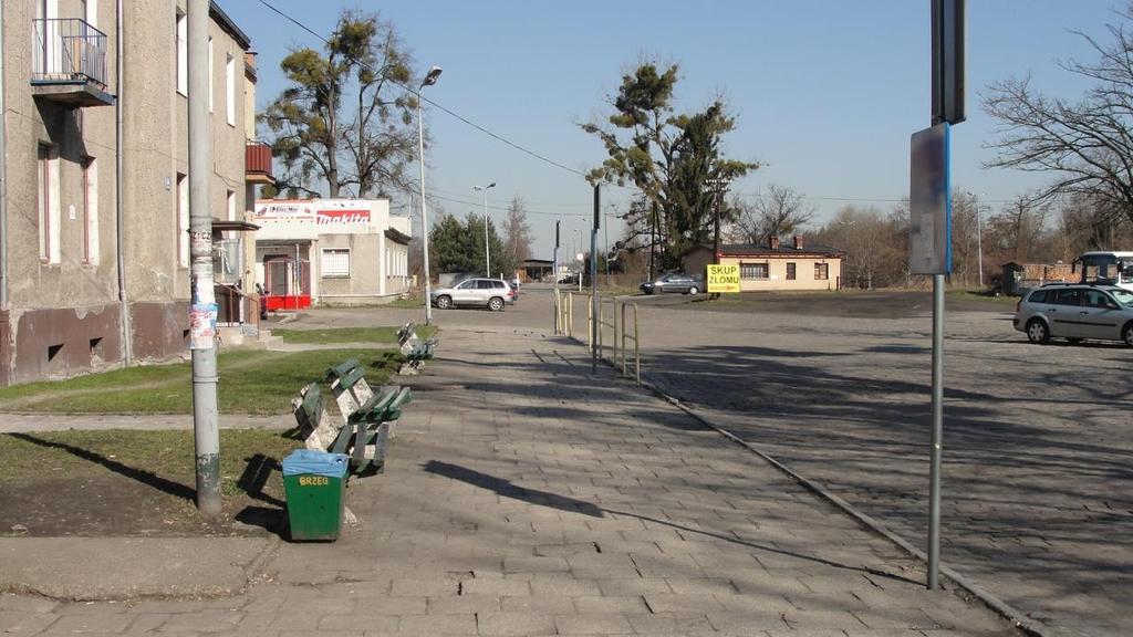 Rysunek 43 Elementy małej architektury dworca 
