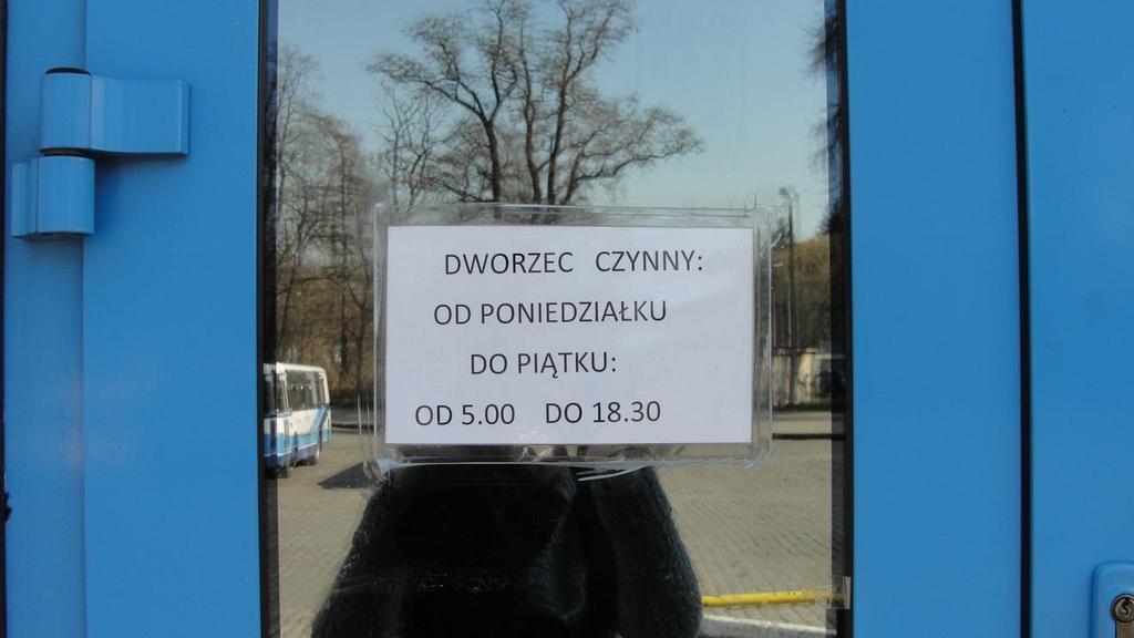 Rysunek 59 Godziny otwarcia dworca autobusowego i
