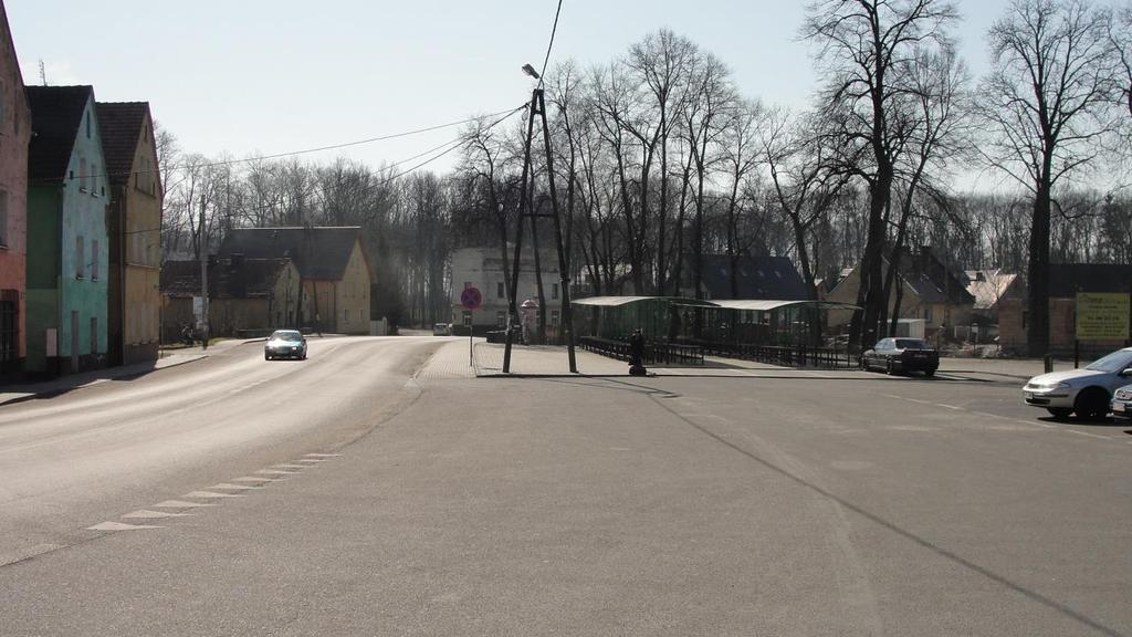 Gmina Otmuchów Dworzec Autobusowy Dworzec autobusowy w Otmuchowie znajduje się przy ul. Mickiewicza.