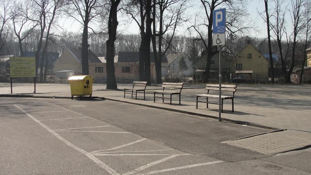 Rysunek 62 Stan ławek dostępnych nieopodal przystanka